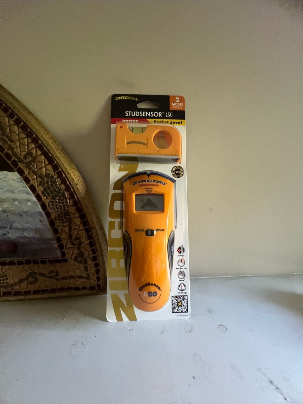 StudSensor L50 Wall Scanner in Yellow